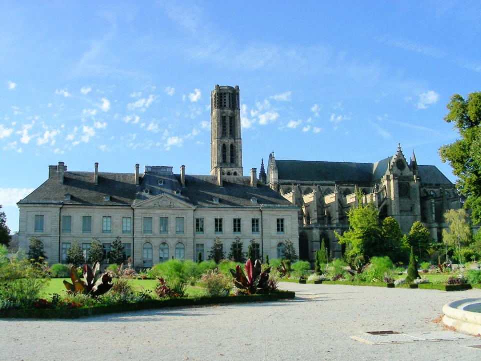 Musée des beaux arts de Limoges, quartier de l'évêché