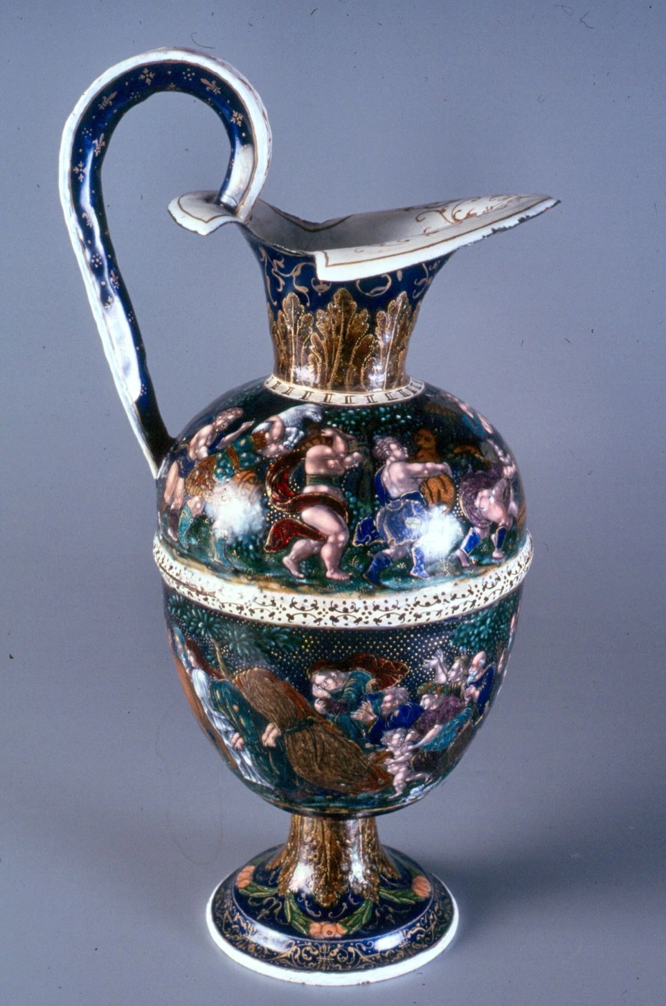 Jean COURT, aiguière Le triomphe de l_Amour (inv. 362), musée des beaux arts de Limoges